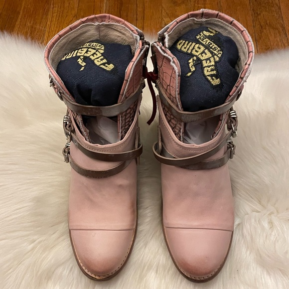 Freebird by Steven Crue Blush Pink Boots *New* Size 10 - Picture 3 of 6